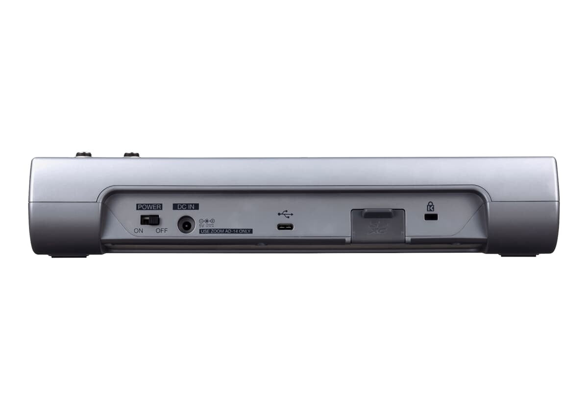 Zoom P8