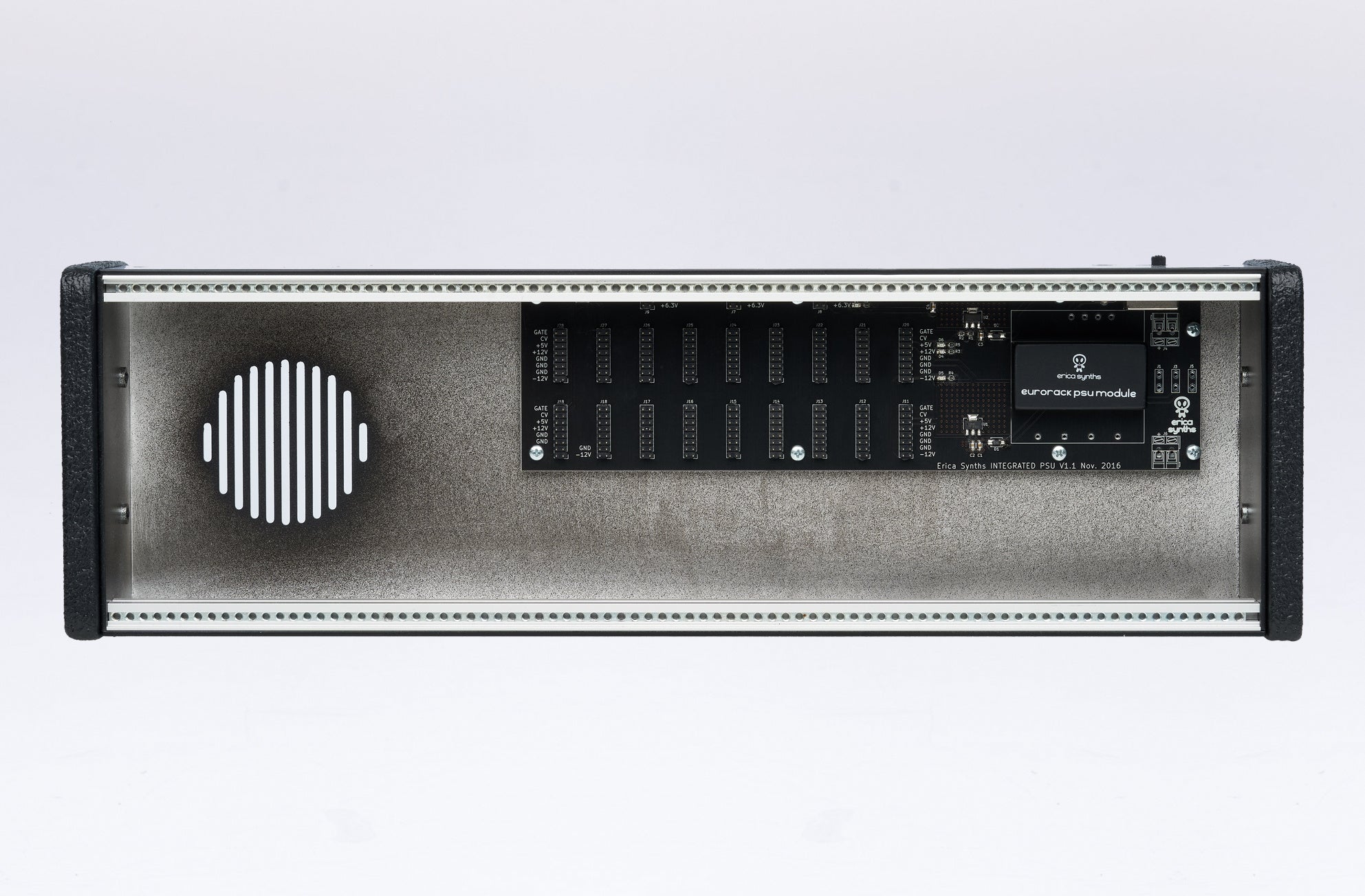 Erica Synths Erica Synths 1 x 84HP skiff case with integrated PSU: black side panels (EU plug)