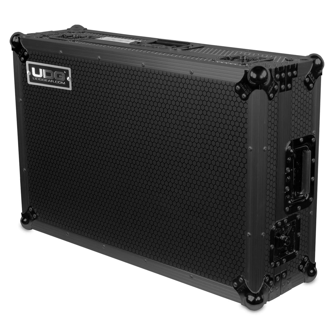 UDG Ultimate Flight Case Rane Performer/Four Black Plus (Wheels)