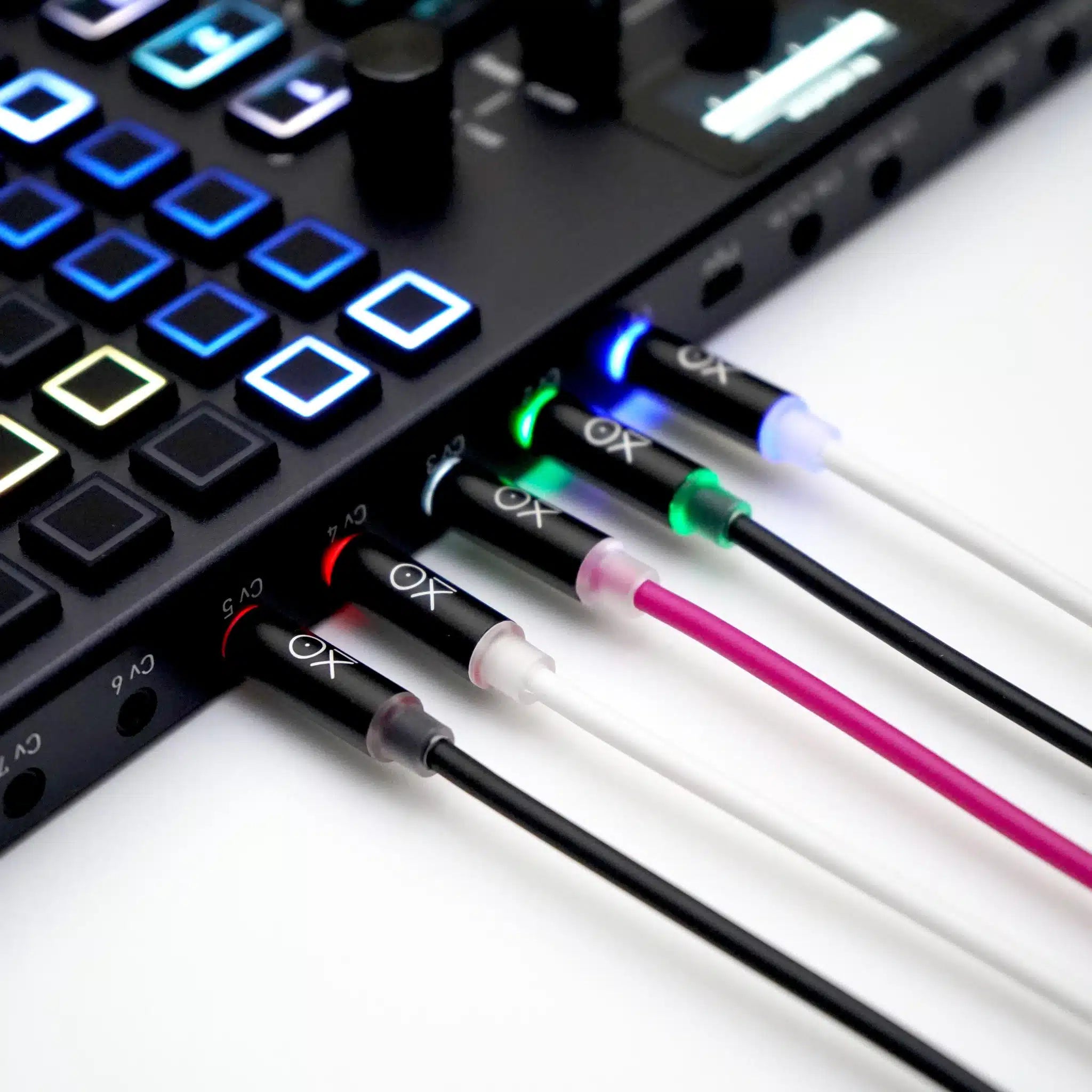 OXI Instruments GLOWS: LED Eurorack Patch Cables