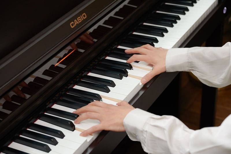 Casio AP-550 Celviano Series Digital Piano (Black)