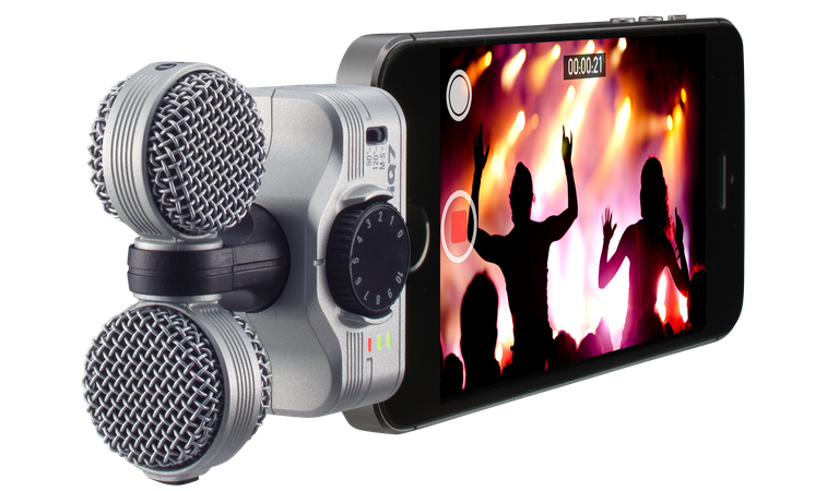 Zoom iQ7