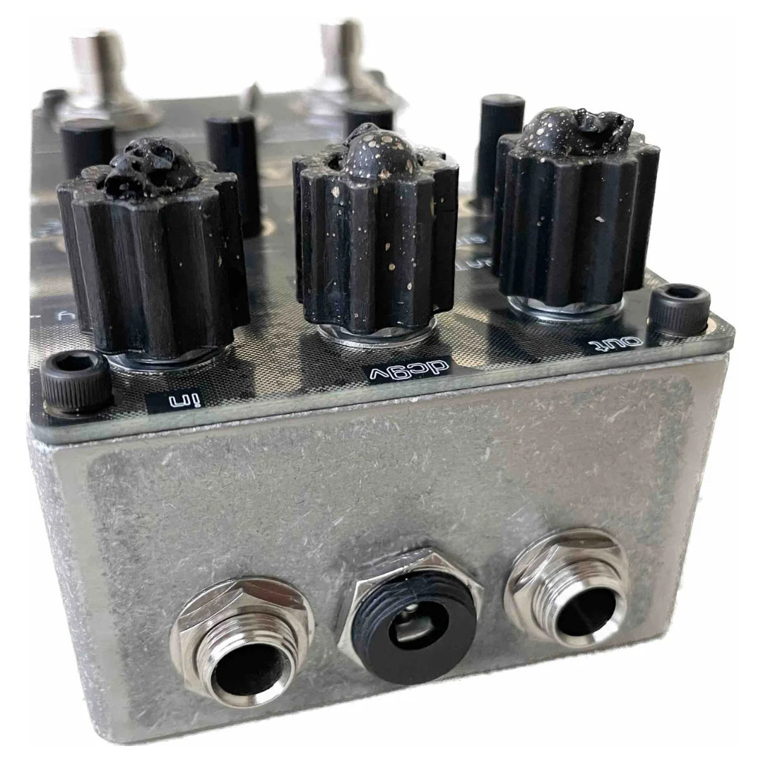 Maneco Cuatro A DE Delay & Reverb Pedal