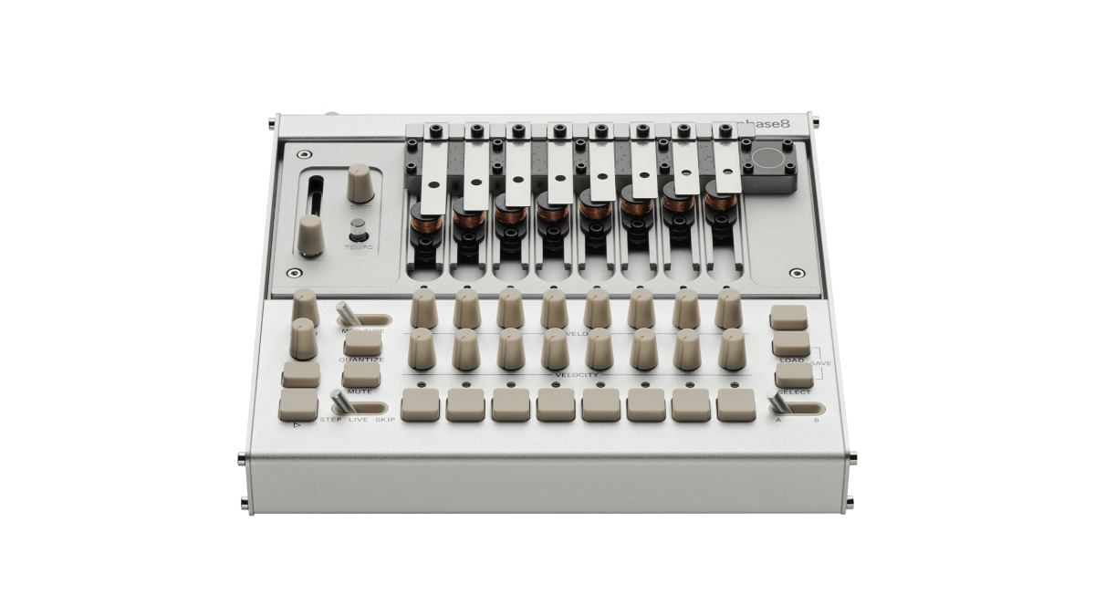 Korg Phase8