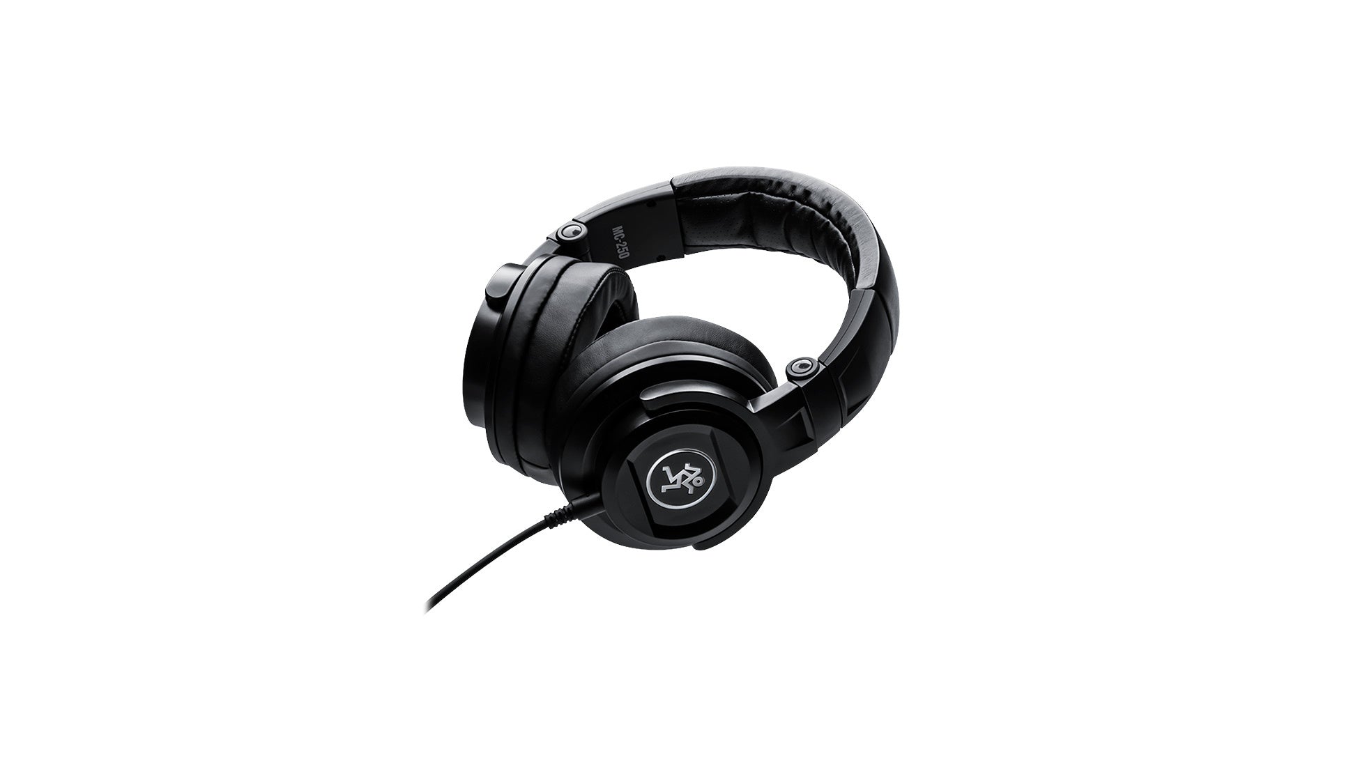 Mackie MC-250