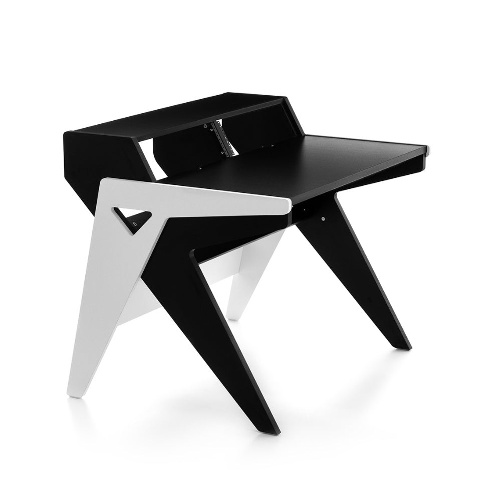 Zaor VISION WS 42" desk + 2 x 3 RU